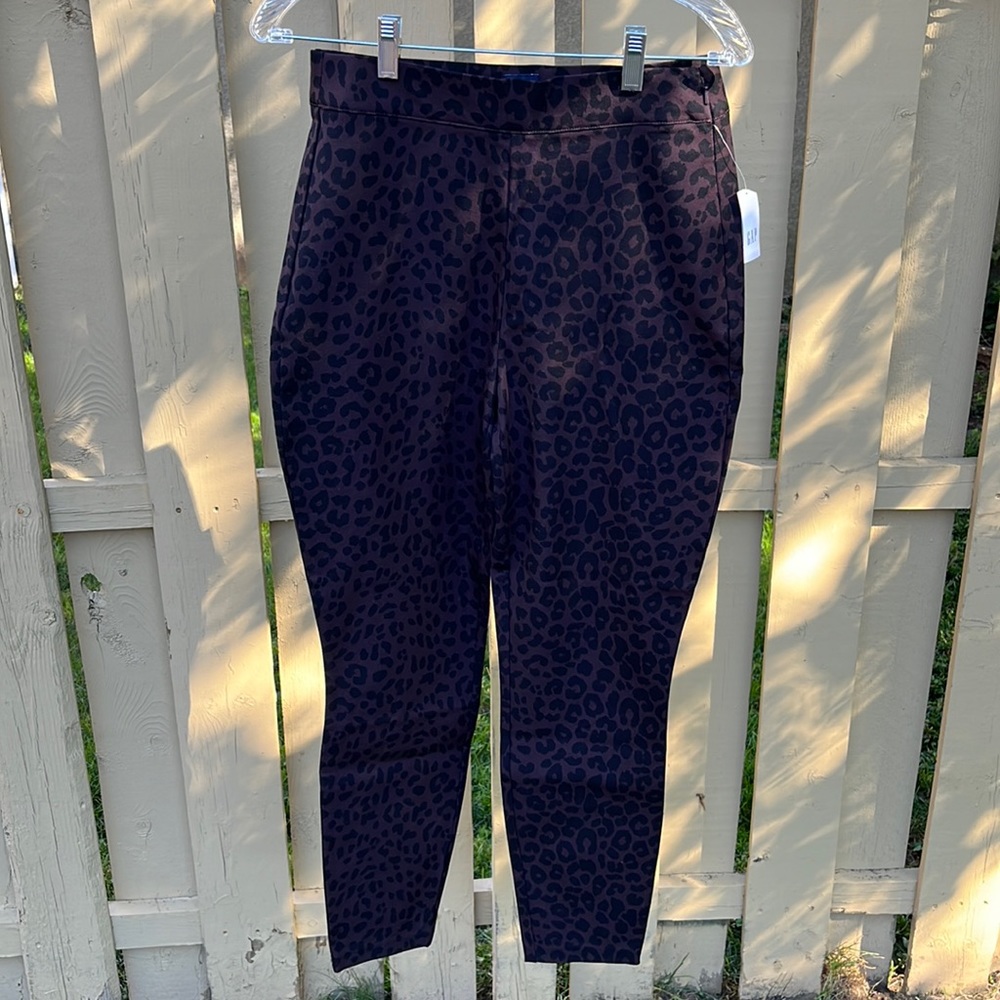 GAP Leopard Leggings
